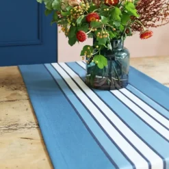 Chemin de table Bleu