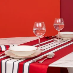 Chemin de table Rouge