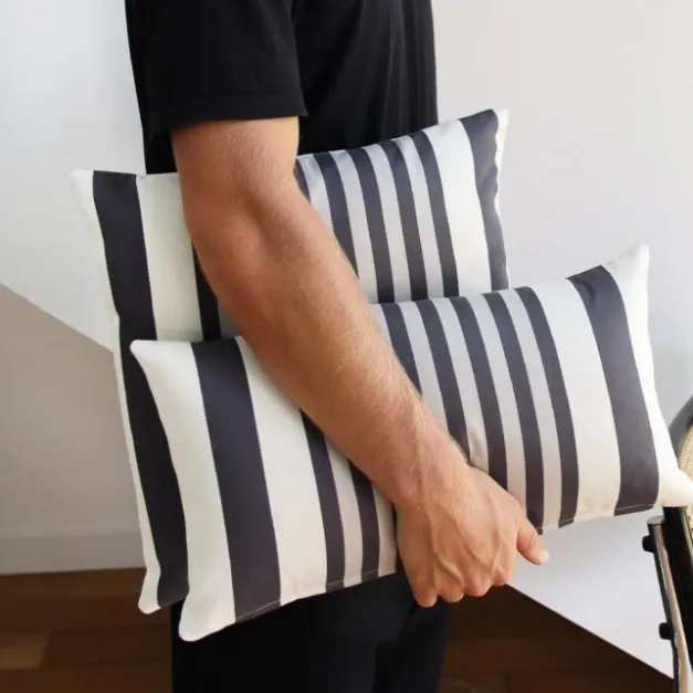 Housse de coussin Noir