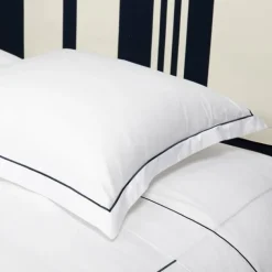 Lot de 2 taies d'oreiller avec broderie bleu foncé