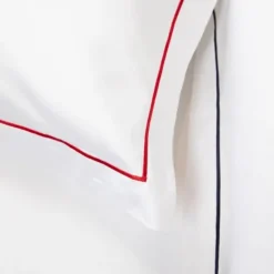 Lot de 2 taies d'oreiller avec broderie rouge
