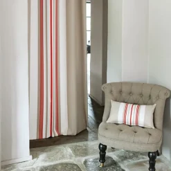 Rideau beige et rouge à rayures en coton