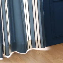 Rideau bleu nuit en coton à rayures