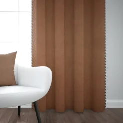 Rideau uni en velours marron clair noisette